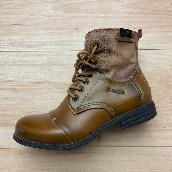 Bunker women’s brown leather boots. Brand new condition, only worn once. - Picture 3 of 3